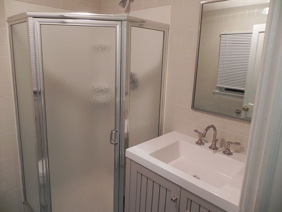 Newly Refurbished Bathroom