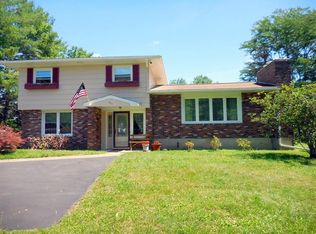 660 Walker Rd, Endicott, NY 13760