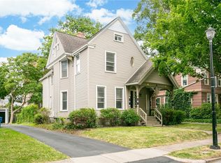 39 Brighton St, Rochester, NY 14607