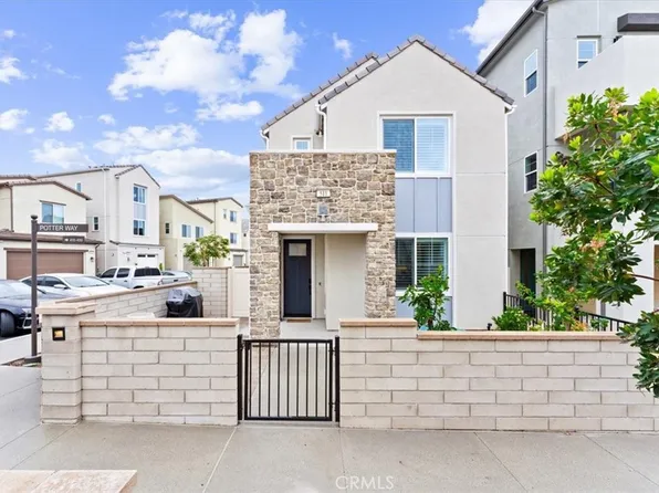 511 Sparrowhawk Way, Ladera Ranch, CA 92694