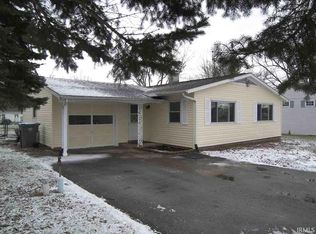 2702 Patterson Rd, Warsaw, IN 46582