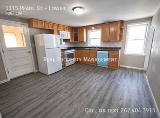 1115 Pearl St, Waukesha, WI 53186