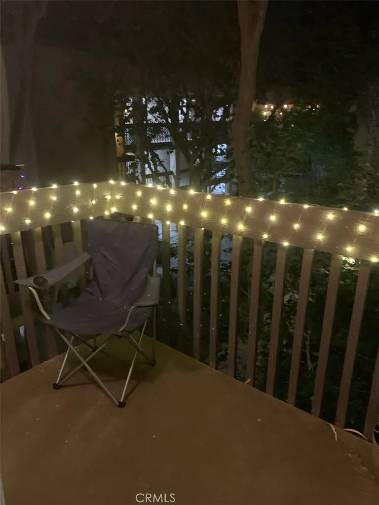 Studio, 358 sqft, $1,680 — Photo 2