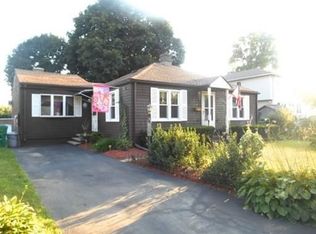 41 Lawndale St, Chicopee, MA 01013