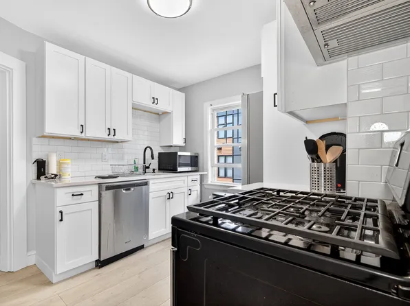 260 Main St APT 2, Medford, MA 02155