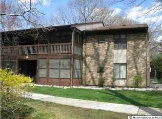 136 Amberly Dr UNIT A, Manalapan, NJ 07726