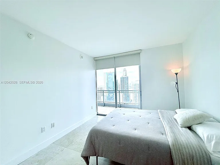 92 SW 3rd St #4311 — Photo 35