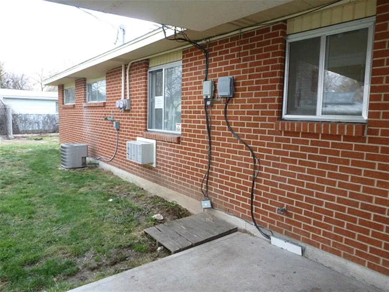 2402 W Lemhi St — Photo 19