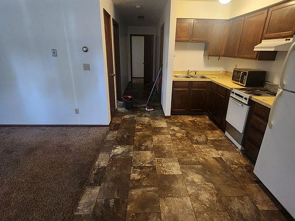 4th image of 404 3rd Ave NW APT 5