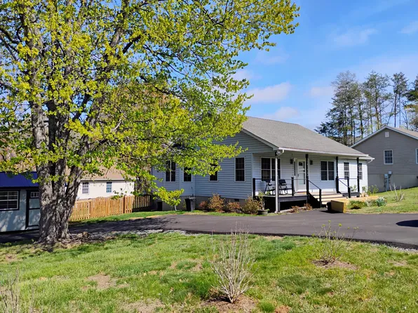 100 Cedar Dr, Gordonsville, VA 22942