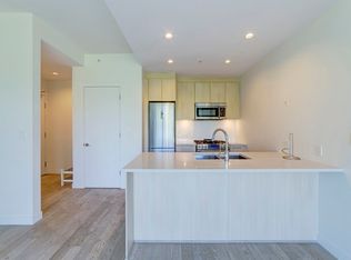 9060 University Cres #106, Burnaby, BC V5A 0E1