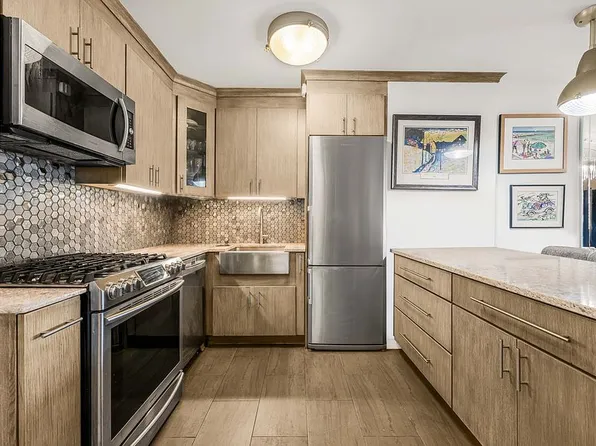 630 1st Ave APT 19F, New York, NY 10016