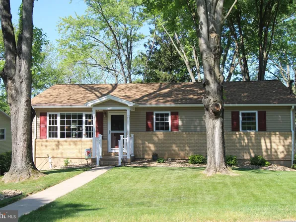 716 Oak Hall St, Boalsburg, PA 16827