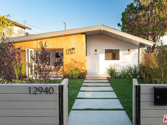 2nd image of 12940 Bonaparte Ave