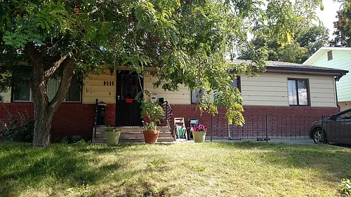 1111 S Baker St Photo 1