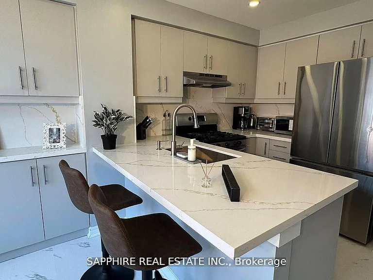 3255 Redpath Cir — Photo 7