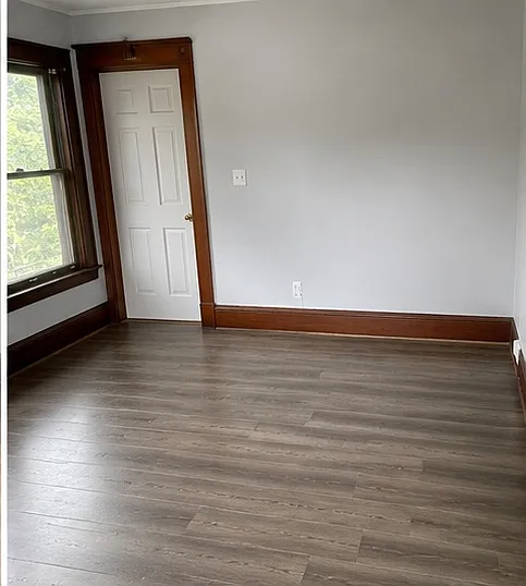 3 bed, $1,590 — Photo 4