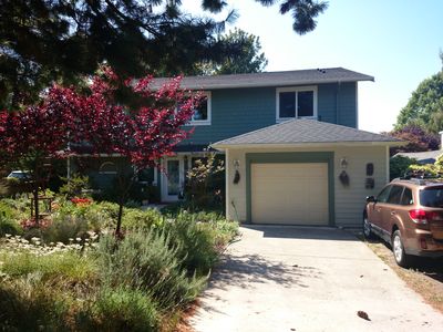 9661 42nd Ave SW, Seattle, WA, 98136