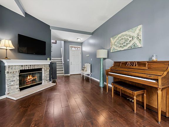4th image of 304 Grand Ridge Rd #304