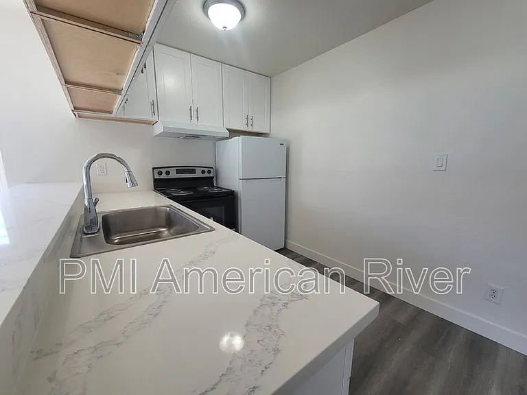 75 Nedra Ct #4 — Photo 6