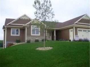 1208 Whispering Hills Dr, Saint Charles, MN 55972