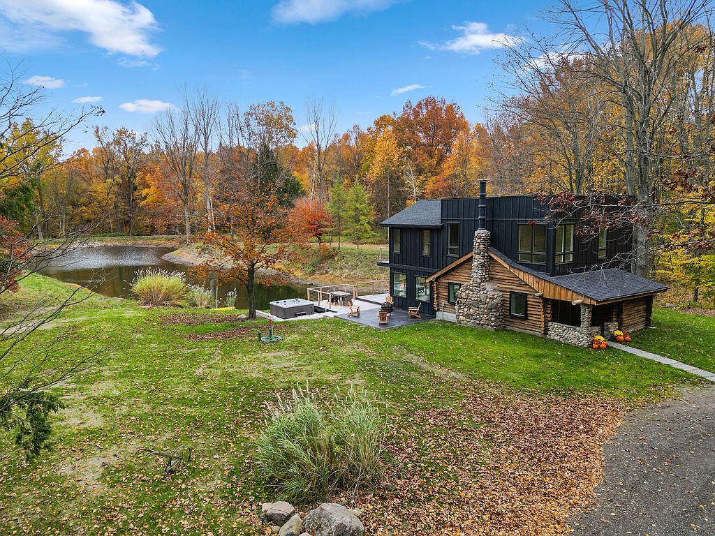 1009800 N, La Porte, IN 46350 Zillow