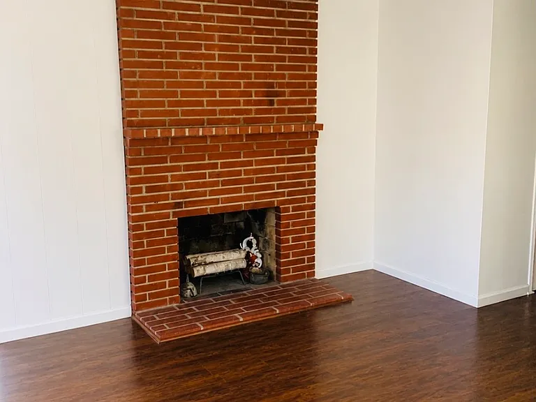 1226 N Fairview St — Photo 43