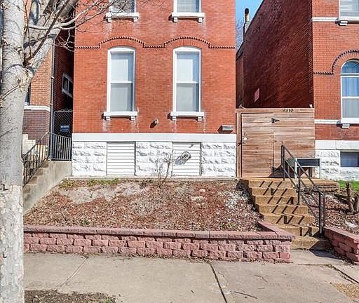 3rd image of 3310 Michigan Ave