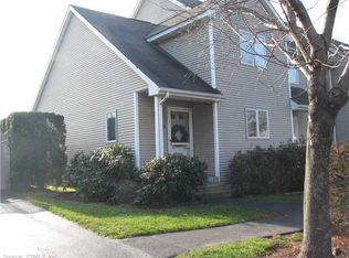 21 Sunrise Cir, Newington, CT 06111