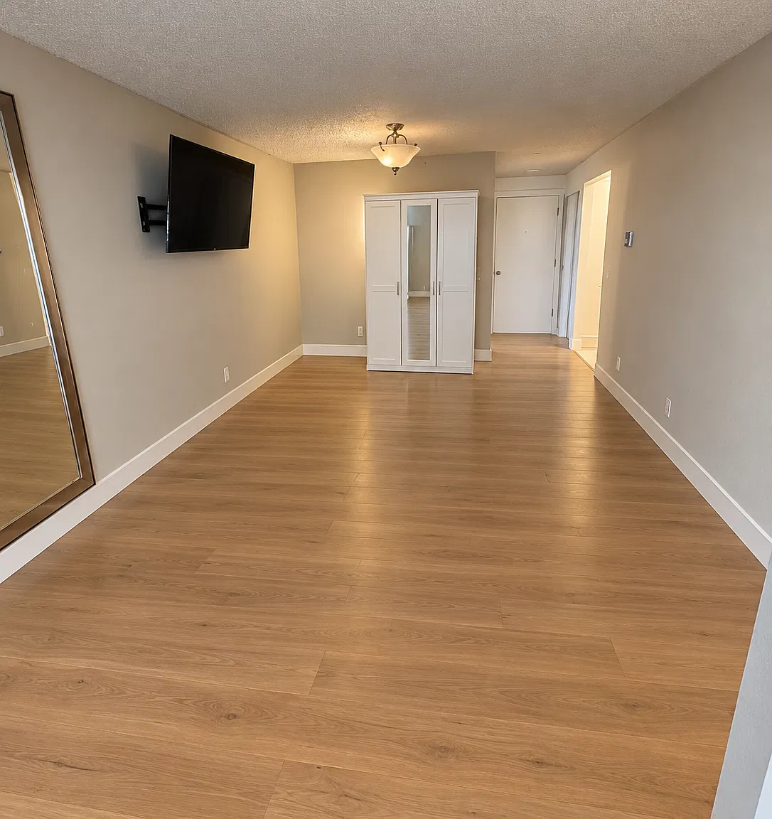 1 bed, 542 sqft, $1,900 — Photo 1