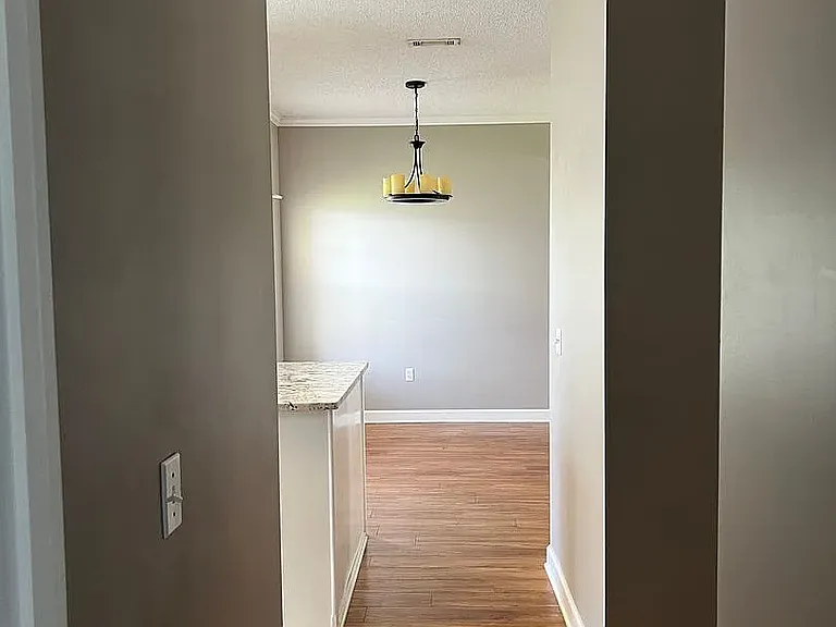 24 Courtyard Way — Photo 7