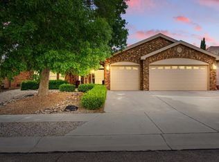 2408 Westbrook Dr NW, Albuquerque, NM 87120