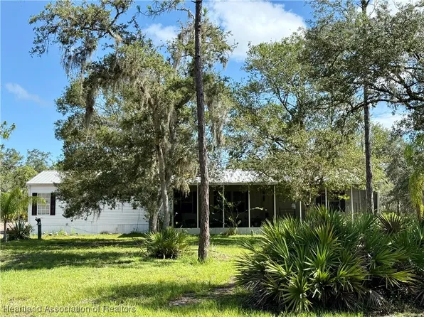 2918 Indian Pipes Trl, Frostproof, FL 33843