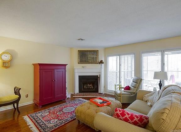 5th image of 845 Coventry Ln