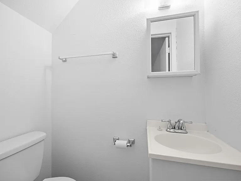 18 Ash Ct — Photo 13