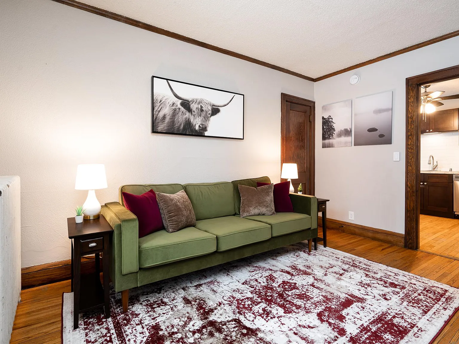 1 bed, 670 sqft, $1,800 — Photo 3
