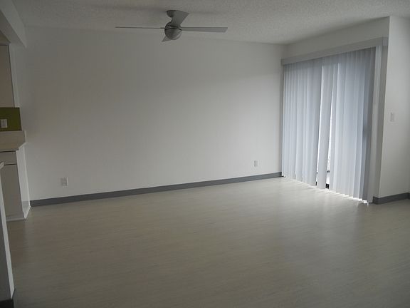 5th image of 161 E 18th St APT 11