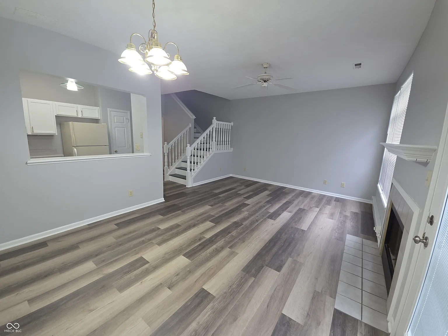 2 bed, 2.5 bath, 1356 sqft, $1,575 — Photo 3