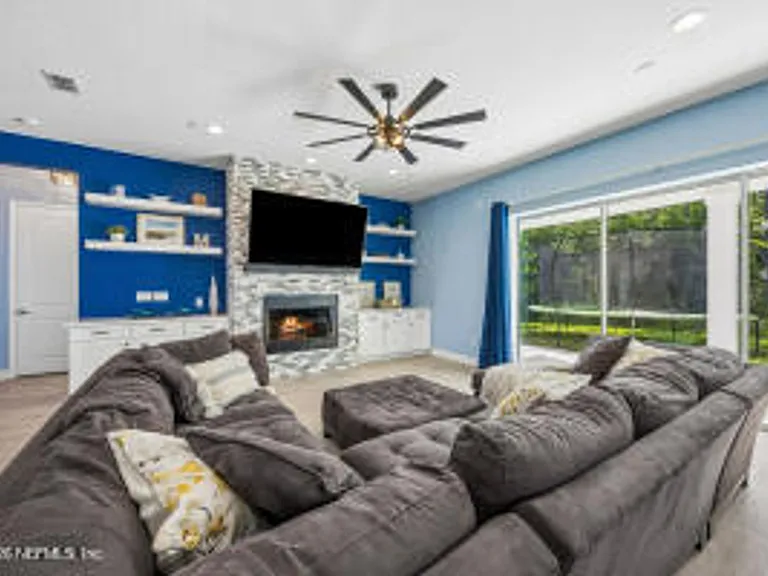 436 Tortola Way — Photo 18
