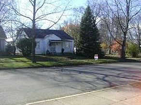 1st image of 333 W 11th St