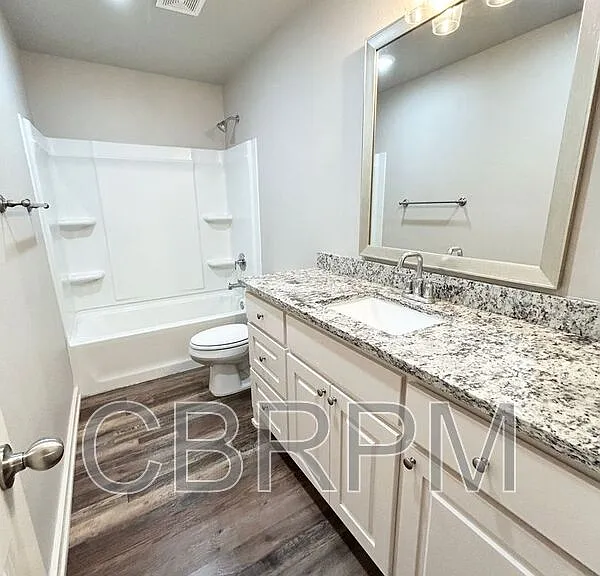 5512 122nd St #B — Photo 6