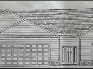 5985 Sylvia Cir, Grand Forks, ND 58201