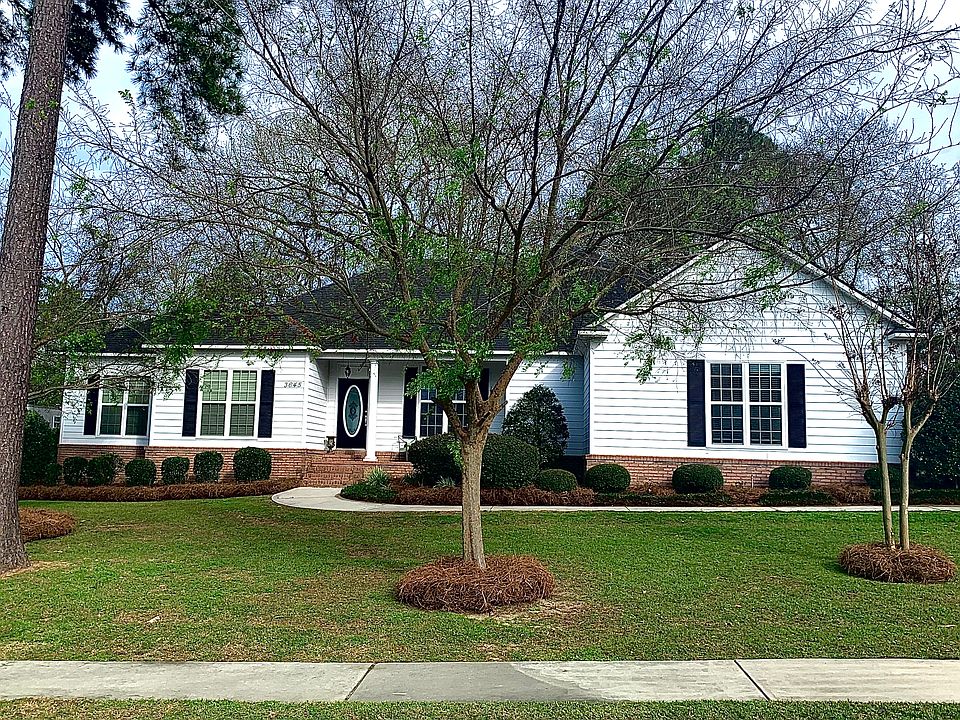 1st image of 3645 Victoria Dr