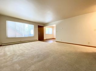 Welcome to Parkwood Apartments!, Seattle, WA 98125