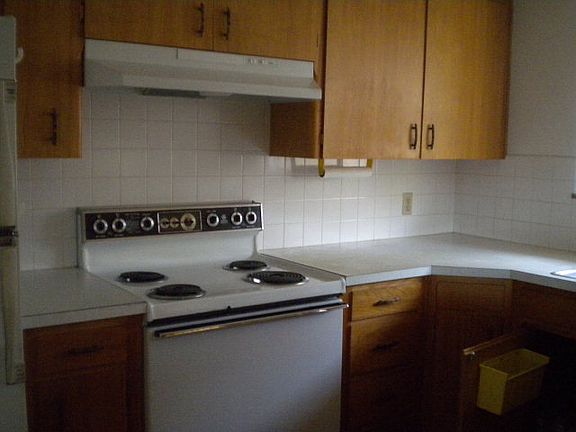 4th image of 1830 NW Kenny Dr