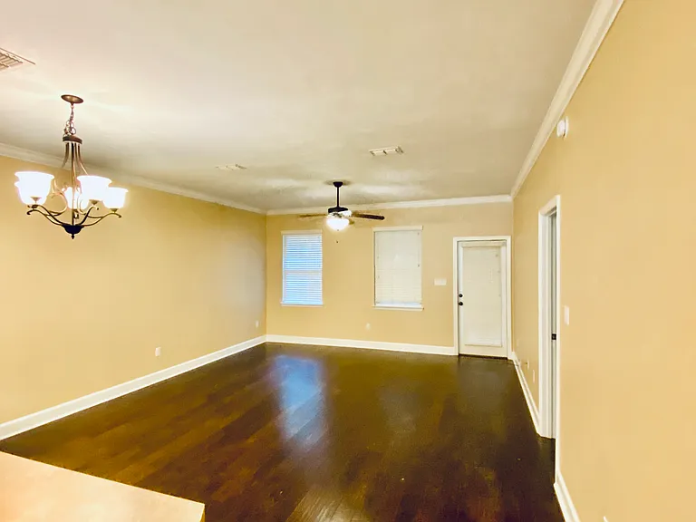 2886 Hampton Meadow Dr — Photo 15