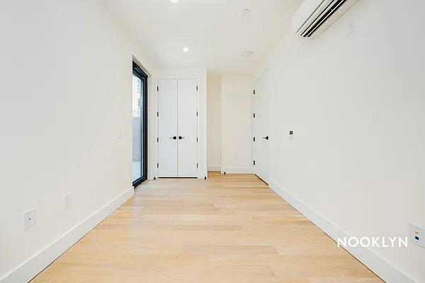 Rented by Nooklyn NYC LLC | media 8