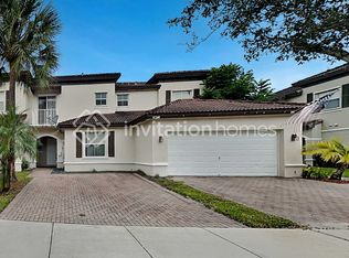 15275 SW 88th Ter, Miami, FL 33196