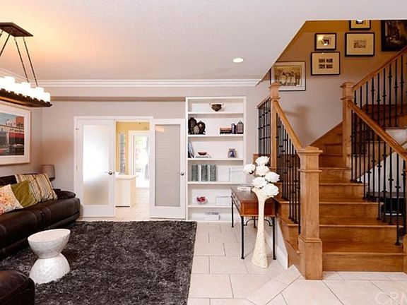 4th image of 33 Chickadee Ln