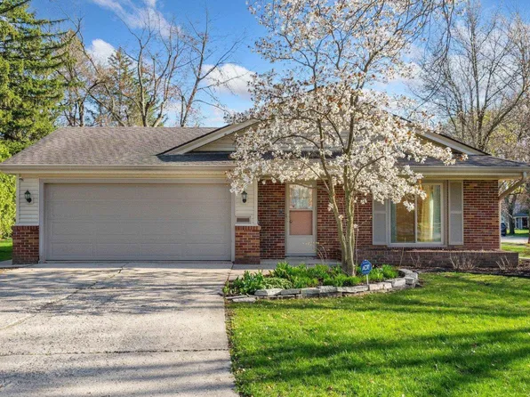 5205 S Wayne Ave, Fort Wayne, IN 46807